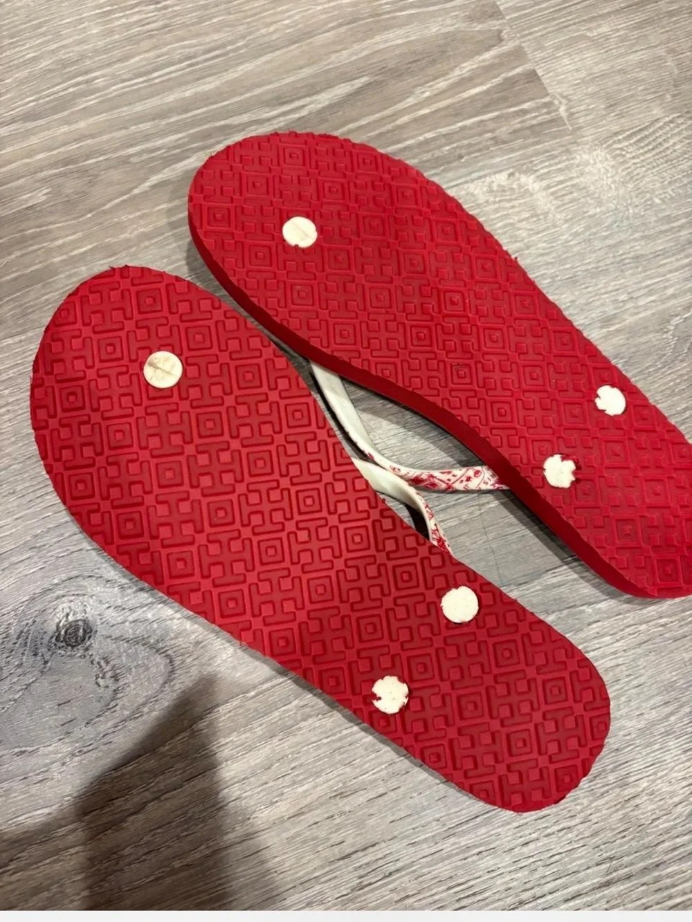 Like New ~ Tory Burch Women's Red/White Floral Flip Flop Sandals ~ Size 8